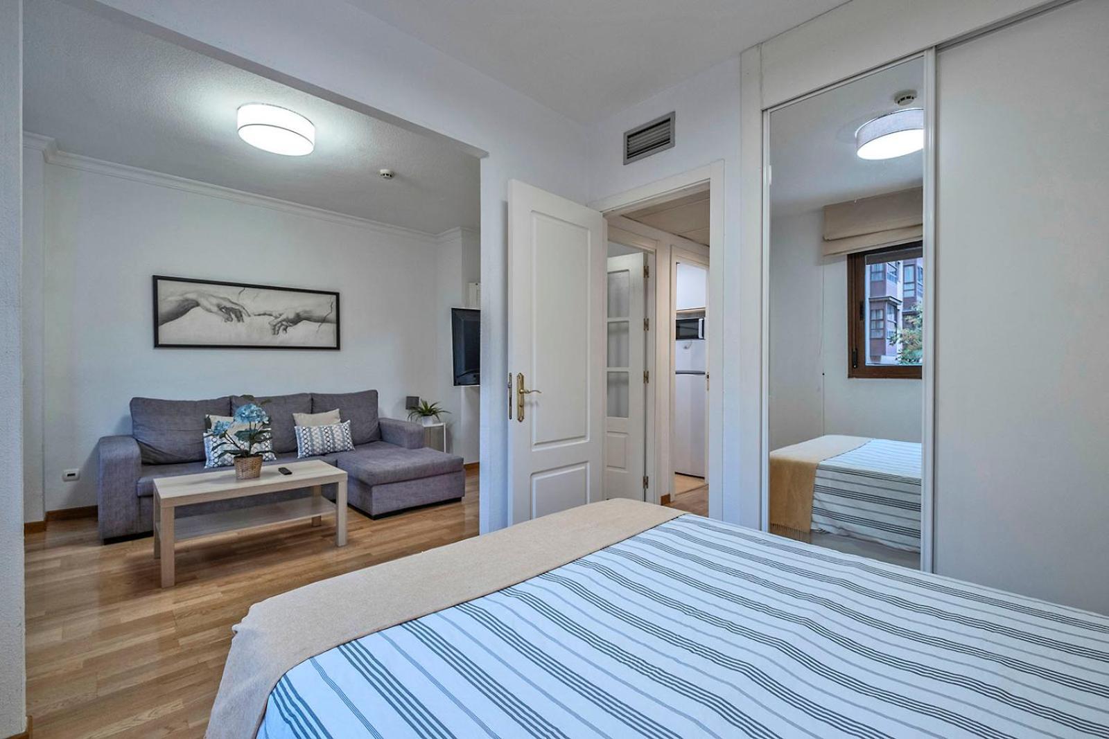מדריד Apartamento Wanda Ifema Con Parking Y Piscina מראה חיצוני תמונה